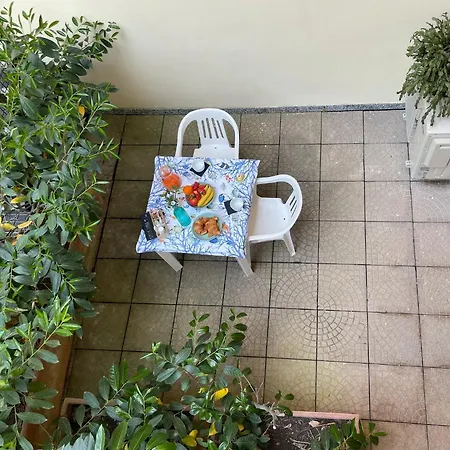 Acquamarina Guest house 4*